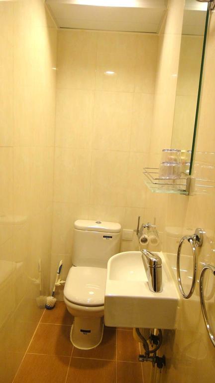Causeway Bay Inn Гонконг Экстерьер фото